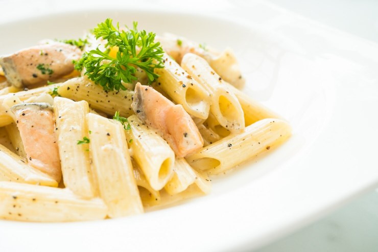 Pasta con salmone (Freepik foto)