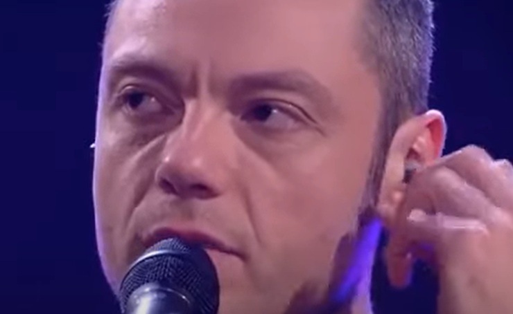 Tiziano Ferro triste