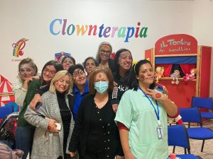 “Siamo felici di questa esperienza – sottolinea la Presidente, Jole Figurella - ci ha ricaricati e ci spinge a ricominciare"motivi che inducono ad iscriversi al corso di clownterapia: si diventa clown-dottori in particolare quando vi sono stati dei vissuti forti che hanno fatto comprendere quanto sia importante avere un approccio diverso alla vita: si