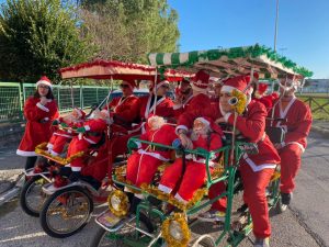 Cronache Maceratesi Babbo Natale arriva in risciò - CM Junior