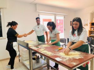 L'Accademia Pizzaioli di Lucia: dove i sogni diventano realtà